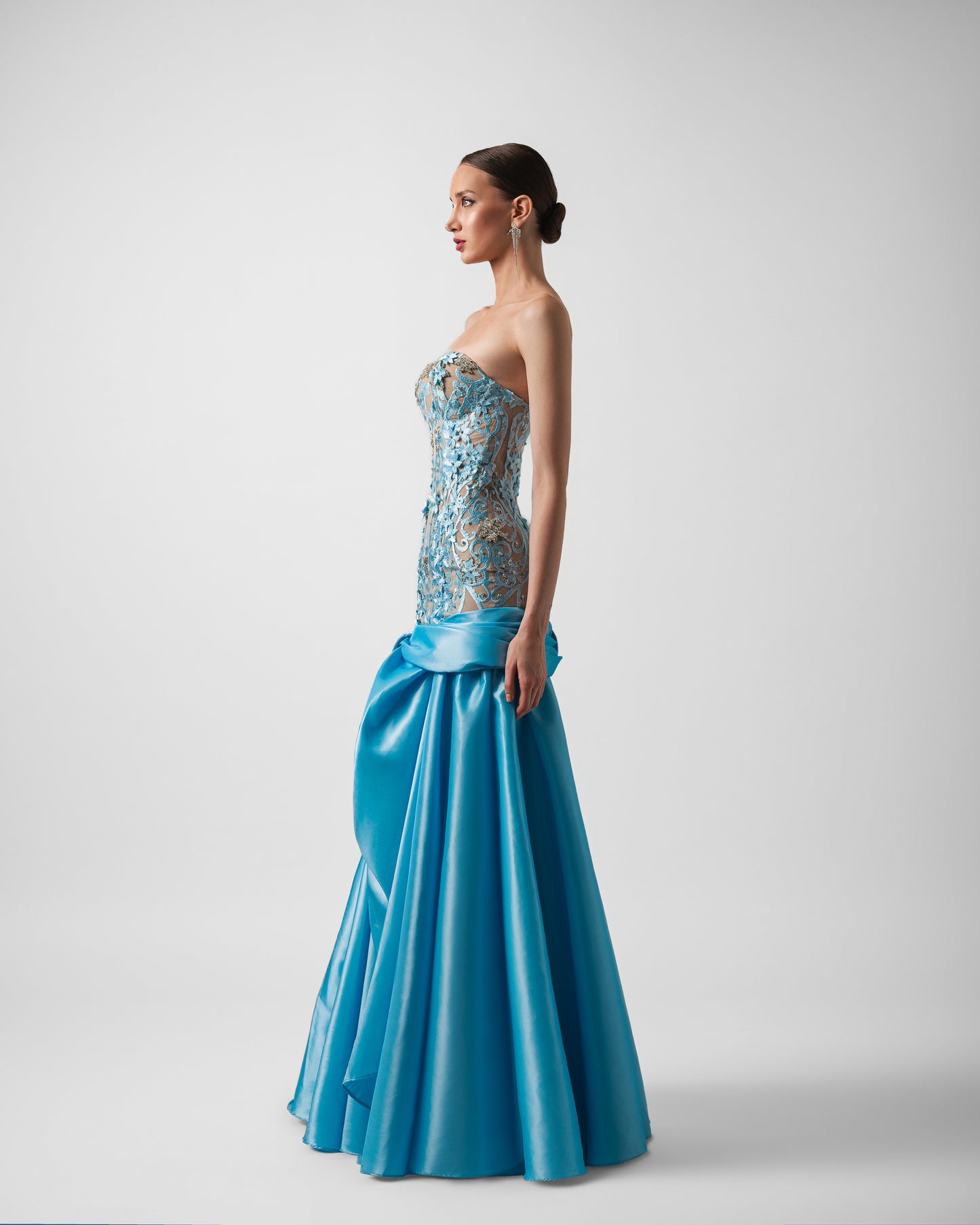 BRIELLE DIAMOND 3D STARS LONG GOWN